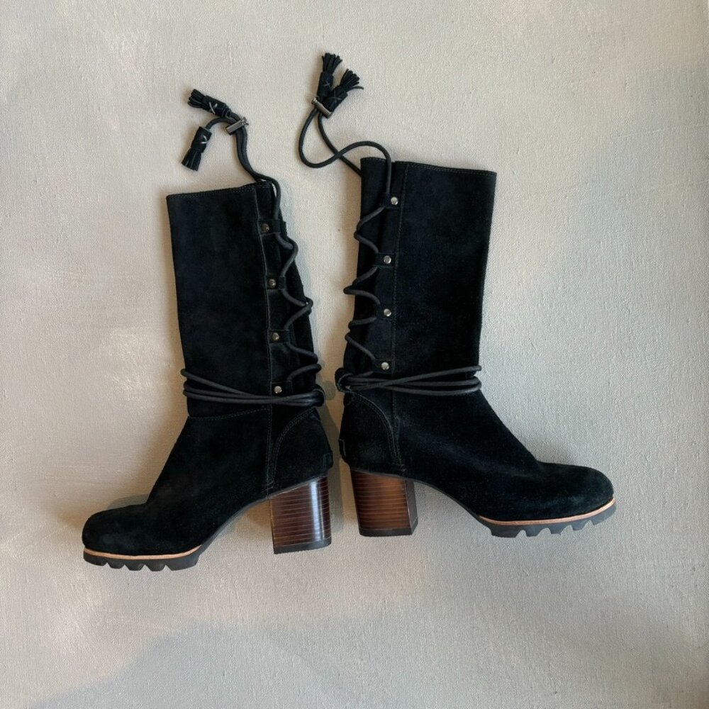 SOREL FARAH BLACK SUEDE BOOTS WITH LACE UP FRINGE 7.5